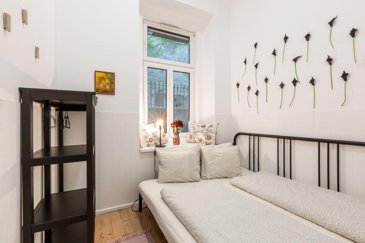 Elegant Coziness Apartment Budapest Bagian luar foto
