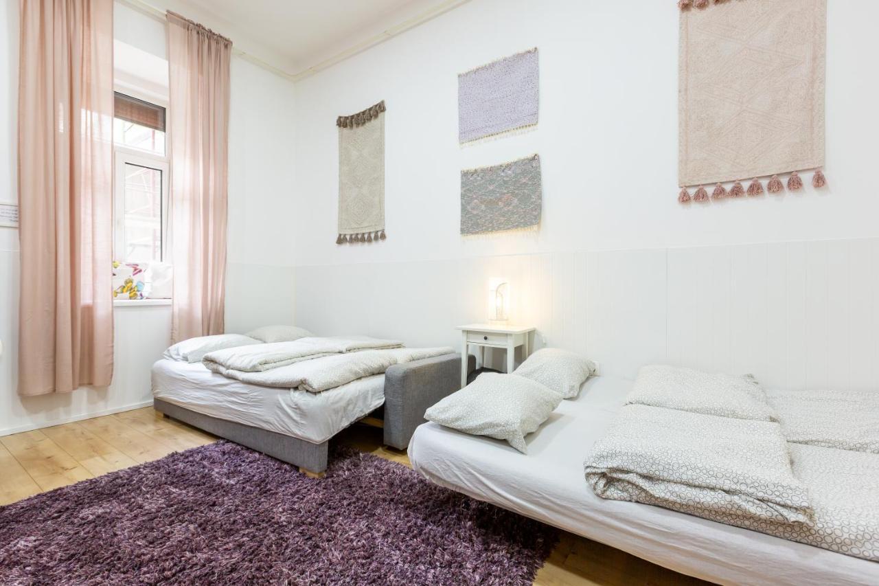Elegant Coziness Apartment Budapest Bagian luar foto