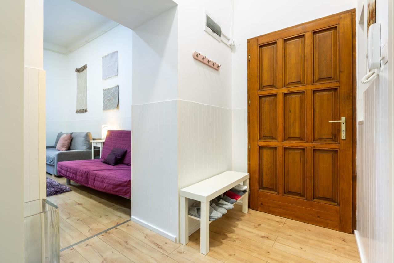 Elegant Coziness Apartment Budapest Bagian luar foto